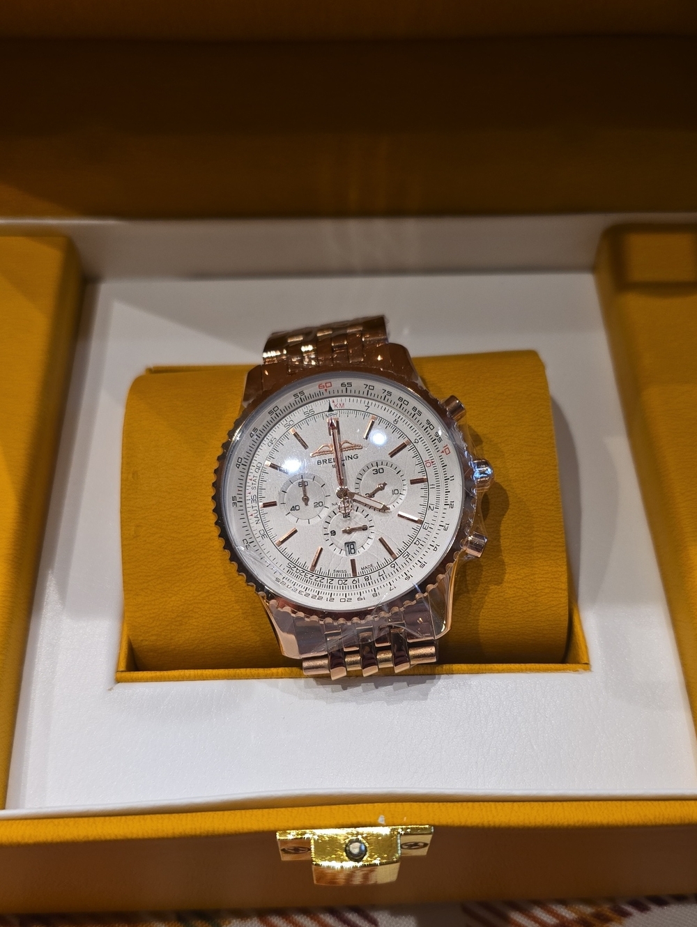 Rode Gold Toned Mens Watch